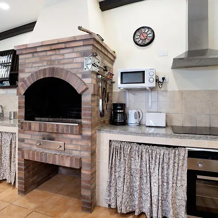 Casa Andrea بيت للعطل تاكورونتي