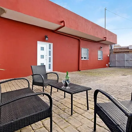 Casa Andrea * تاكورونتي